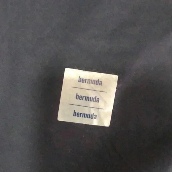 Old‎ navy Bermuda style shorts dark navy color size 12 women’s - Picture 2 of 8